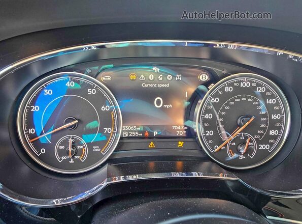 SJAAC2ZV6HC015703 2017 BENTLEY BENTAYGA Черный Вид панели приборов