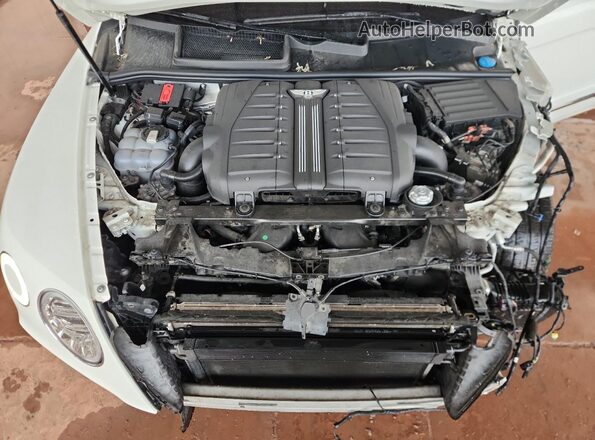 SJAAC2ZV8HC014147 2017 BENTLEY BENTAYGA Белый Вид подкапотного пространства