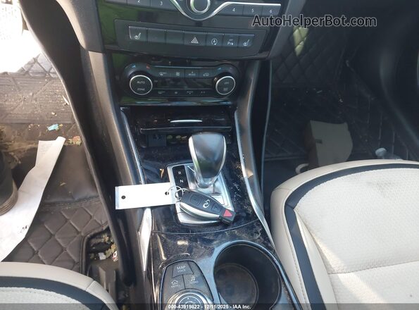 SJKCH5CPXKA010346 2019 INFINITI QX30 Black Առջևի վահանակի տեսք