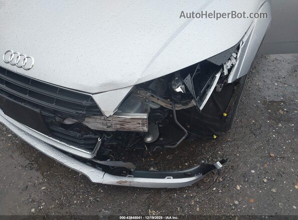 TRUT5CFVXH1003373 2017 AUDI TT Silver Front view