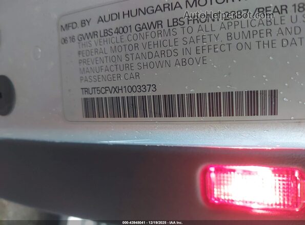 TRUT5CFVXH1003373 2017 AUDI TT Silver Engine compartment view