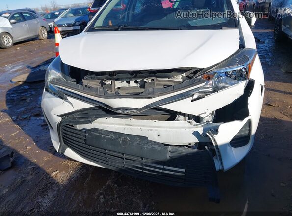 VNKKTUD30HA077895 2017 TOYOTA YARIS White Դիմացի տեսք