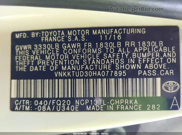 VNKKTUD30HA077895 2017 TOYOTA YARIS White Շարժիչի բաժամունքի տեսք