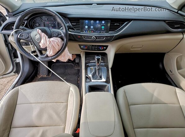W04GP6SX5K1038810 2019 BUICK REGAL White Вид панелі приладів