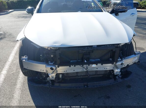 W1K2J5KB5PA112255 2023 MERCEDES-BENZ CLS-CLASS White Widok z przodu