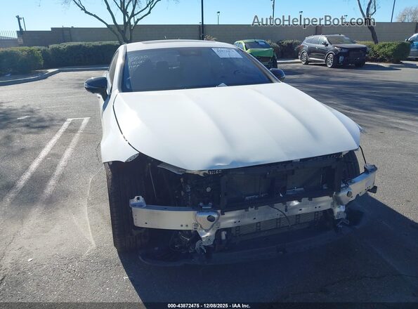 W1K2J5KB5PA112255 2023 MERCEDES-BENZ CLS-CLASS White Widok wnętrza z tyłu