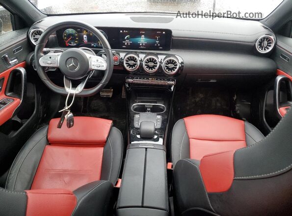 W1K3F4HB4NJ370710 2022 MERCEDES-BENZ A Silver წინა პანელის ხედი