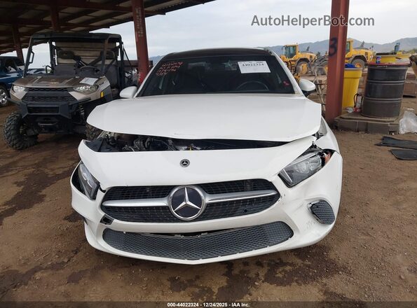 W1K3G4EB0MJ304364 2021 MERCEDES-BENZ A 220 White უკანა სალონის ხედი