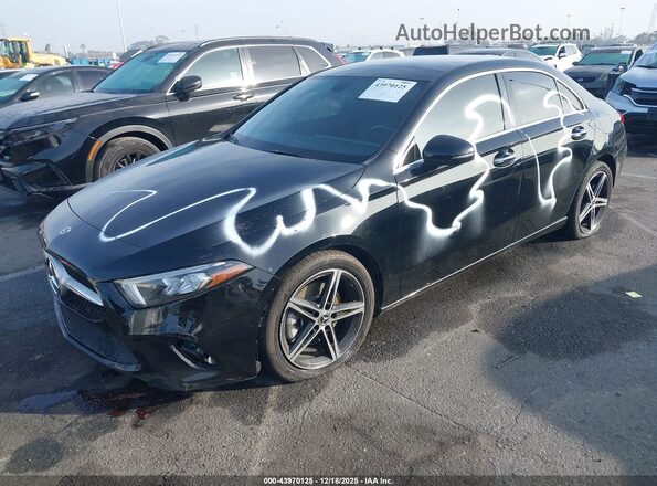 W1K3G4EB4NJ335831 2022 MERCEDES-BENZ A 220 Black Front left