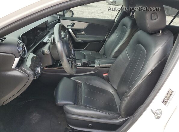W1K3G4EB8LW046161 2020 MERCEDES-BENZ A White წინა სალონის ხედი