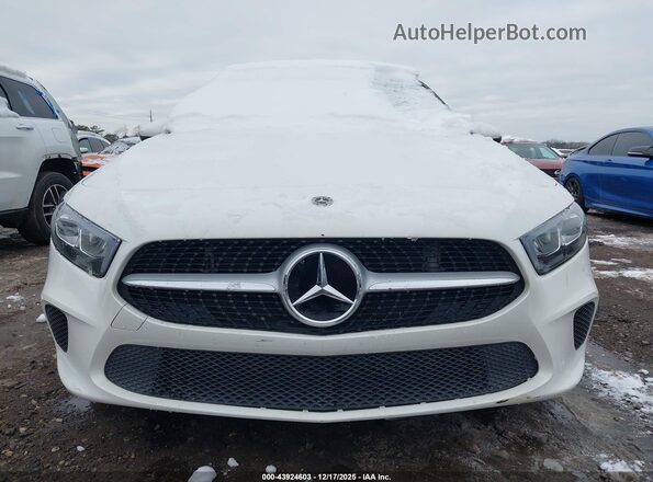 W1K3G4EB8MJ318822 2021 MERCEDES-BENZ A 220 White წინა პანელის ხედი