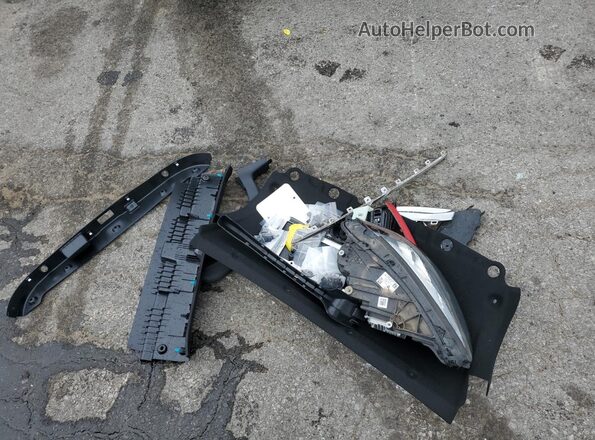 W1K3G4FB2MJ264237 2021 MERCEDES-BENZ A Black Вид підкапотного простору