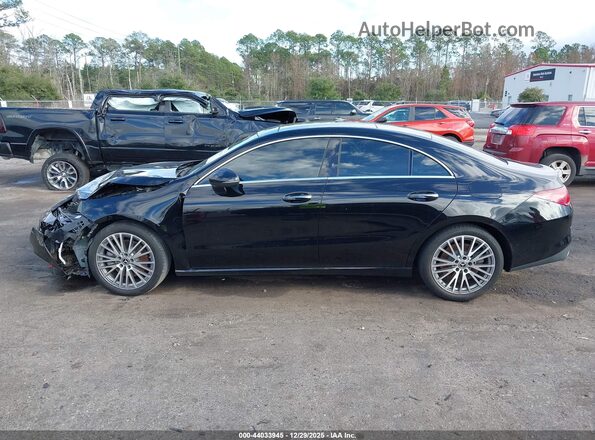 W1K5J4HB3NN265995 2022 MERCEDES-BENZ CLA-CLASS Black Vista interior de 360 grados