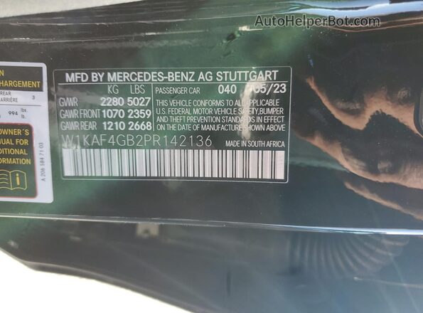 W1KAF4GB2PR142136 2023 MERCEDES-BENZ C Black Вид підкапотного простору