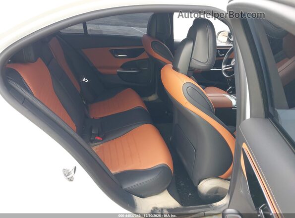 W1KAF4GB5PR153552 2023 MERCEDES-BENZ C-CLASS Белый Вид наклейки с VIN-кодом