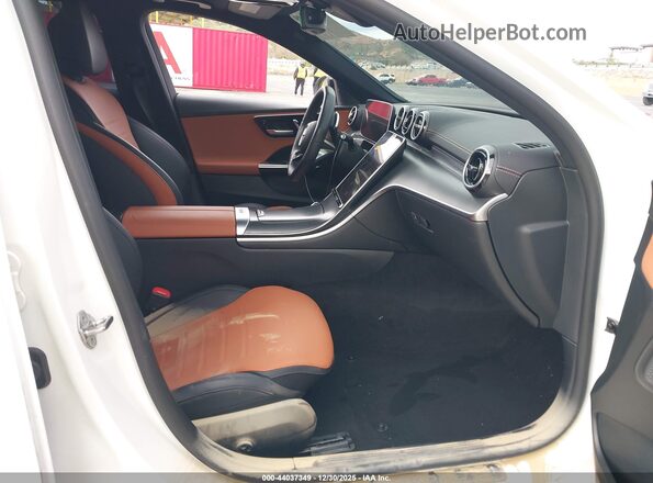 W1KAF4GB5PR153552 2023 MERCEDES-BENZ C-CLASS Белый Вид салона спереди