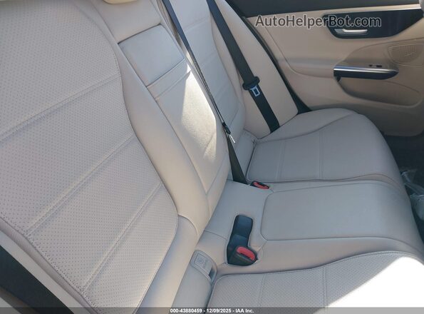 W1KAF4HB2NR034336 2022 MERCEDES-BENZ C-CLASS Black Widok naklejki z numerem VIN