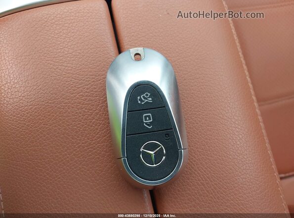 W1KAF4HB4NR020504 2022 MERCEDES-BENZ C-CLASS Dark Blue Вид панелі приладів