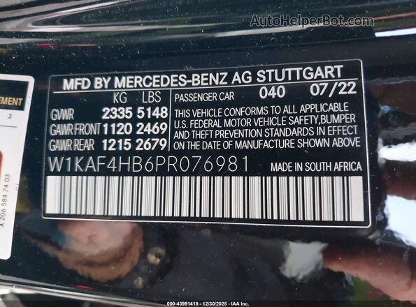 W1KAF4HB6PR076981 2023 MERCEDES-BENZ C-CLASS Черный Вид подкапотного пространства
