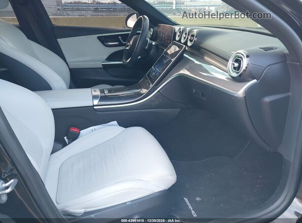 W1KAF4HB6PR076981 2023 MERCEDES-BENZ C-CLASS Черный Вид салона спереди