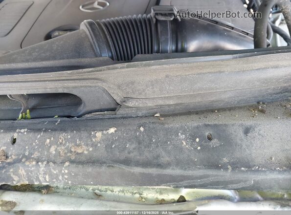 W1KAF4HB6PR082098 2023 MERCEDES-BENZ C-CLASS Белый Вид сзади