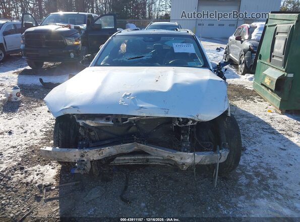 W1KAF4HB6PR082098 2023 MERCEDES-BENZ C-CLASS Белый Вид панели приборов