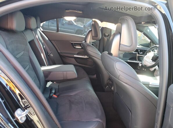 W1KAF8AB8RR221037 2024 MERCEDES-BENZ C Black 