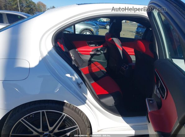W1KAF8HB3RR201932 2024 MERCEDES-BENZ AMG C 43 White Vista de la etiqueta del VIN