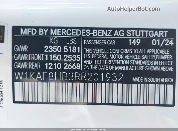 W1KAF8HB3RR201932 2024 MERCEDES-BENZ AMG C 43 White Vista del compartimento del motor