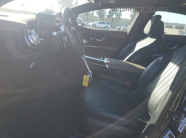 W1KCG2DB7PA033653 2023 MERCEDES-BENZ EQS Black Front interior view