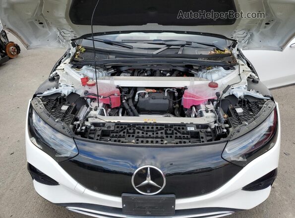 W1KEG1CB3PF014251 2023 MERCEDES-BENZ EQE White უკანა სალონის ხედი