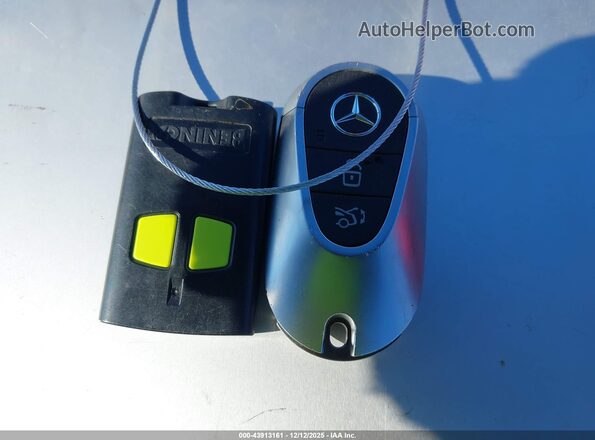 W1KEG1CB5PF023923 2023 MERCEDES-BENZ EQE 350 Black Dashboard view