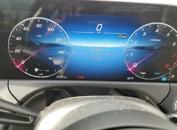 W1KLF4HB3SA127675 2025 MERCEDES-BENZ E White Սարքավորումների վահանակի տեսք