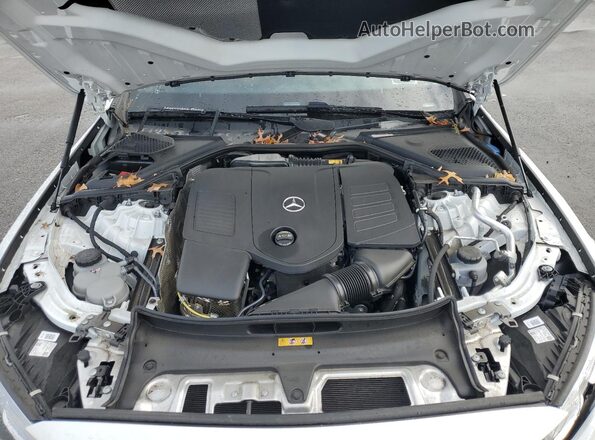 W1KLF4HB4SA142458 2025 MERCEDES-BENZ E White Rear interior view