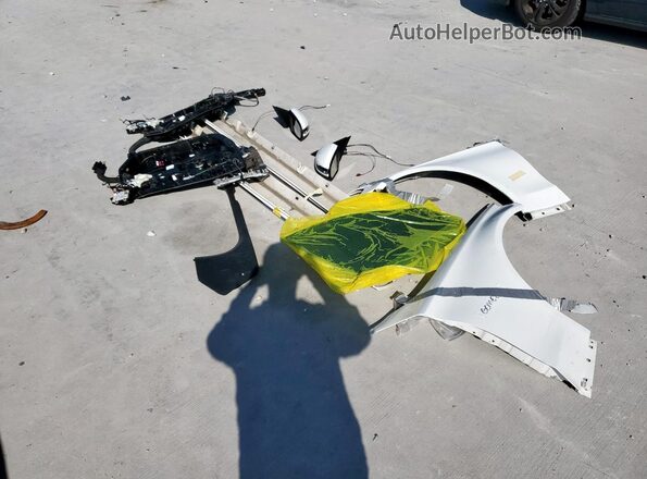 W1KWF8DB0MR608367 2021 MERCEDES-BENZ C White Engine compartment view