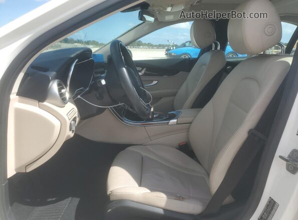 W1KWF8DB0MR620311 2021 MERCEDES-BENZ C Белый Вид салона спереди