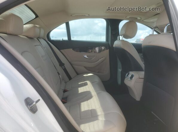 W1KWF8DB0MR620311 2021 MERCEDES-BENZ C Белый Вид задних сидений