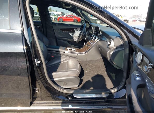 W1KWF8DB1MR628577 2021 MERCEDES-BENZ C-CLASS Black 