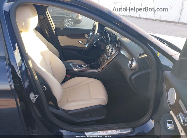 W1KWF8DB6MR639848 2021 MERCEDES-BENZ C-CLASS Черный Вид салона спереди
