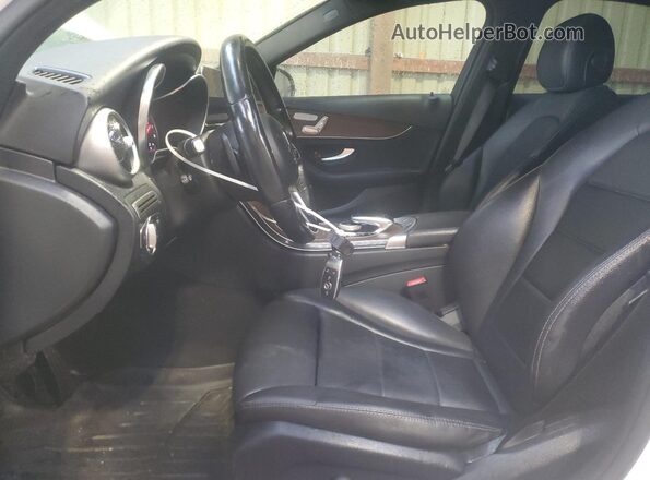 W1KWF8EB9MR653323 2021 MERCEDES-BENZ C White Вид салону спереду