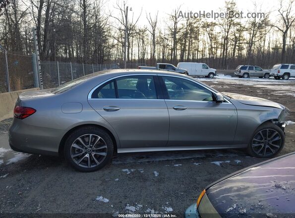 W1KZF5KB2MB001362 2021 MERCEDES-BENZ E-CLASS Tan Widok wnętrza 360 stopni