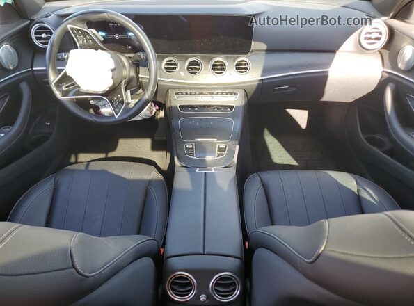 W1KZF5KB7NB083736 2022 MERCEDES-BENZ E Black Առջևի վահանակի տեսք