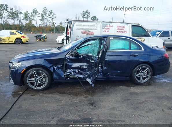 W1KZF8DB0NB069806 2022 MERCEDES-BENZ E-CLASS Blue Панорамний вид салону 360°