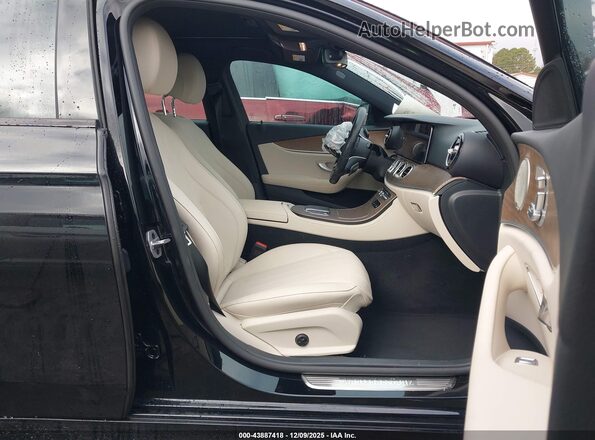 W1KZF8DB6NB091602 2022 MERCEDES-BENZ E-CLASS Black Vista interior delantera