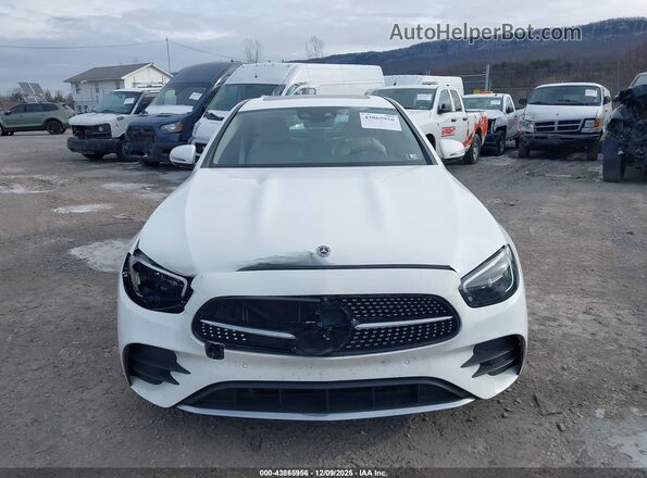 W1KZF8EB5NB034306 2022 MERCEDES-BENZ E-CLASS White ხელსაწყოთა პანელის ხედი