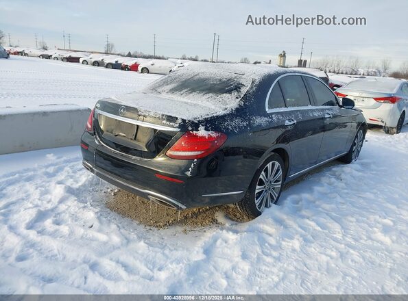 W1KZF8EB7LA844930 2020 MERCEDES-BENZ E-CLASS Черный Задняя правая четверть