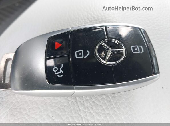 W1KZF8EB7MA969914 2021 MERCEDES-BENZ E-CLASS Silver Vista del salpicadero