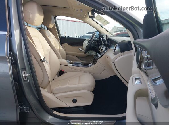 W1N0G8DB4MF975764 2021 MERCEDES-BENZ GLC 300 Серый Вид салона спереди