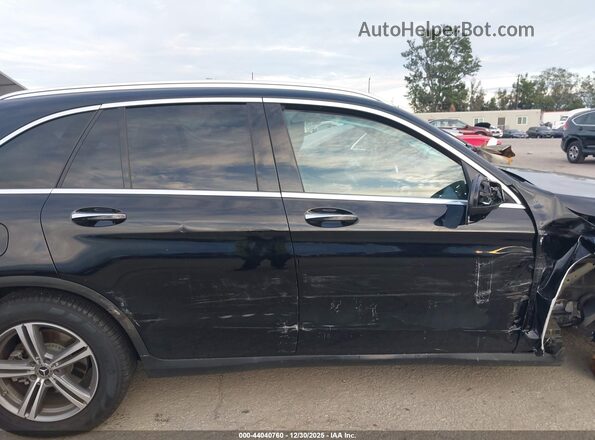 W1N0G8DB8LF858820 2020 MERCEDES-BENZ GLC 300 Черный Вид задней части салона