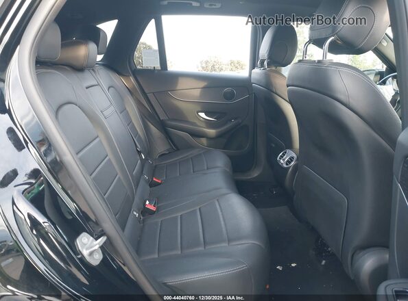W1N0G8DB8LF858820 2020 MERCEDES-BENZ GLC 300 Черный Вид наклейки с VIN-кодом